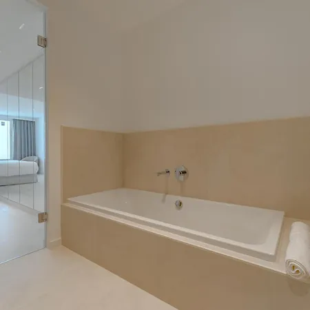 Svb Aquasuites Luxury Duplex- B08 * Acantilado de los Gigantes