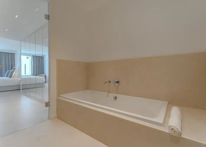 Aquasuites Luxury B08 * Acantilado de los Gigantes