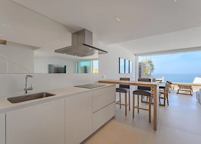 Aquasuites Luxury B08 Apartment *