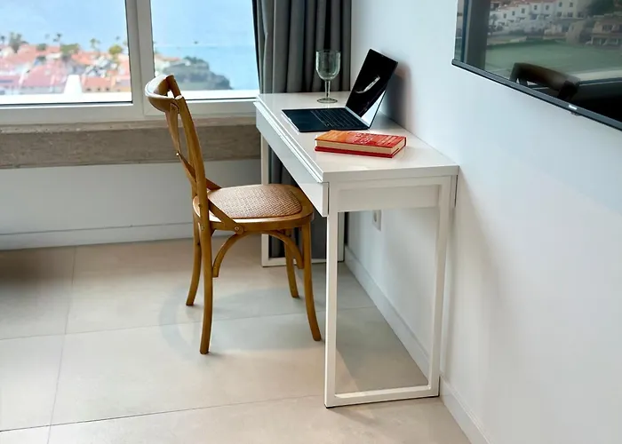 Aquasuites Luxury B08 Apartment *